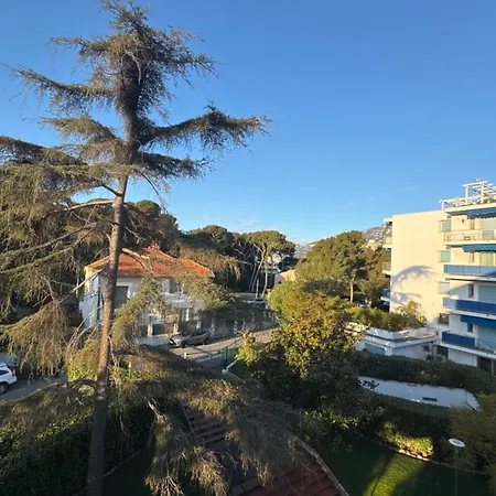 公寓 Cap Martin Luxury - Parking - Terrasse - Piscine - Bouteille De Prosecco 罗克布吕讷-卡普马丹
