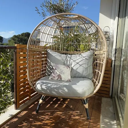 شقة Cap Martin Luxury - Parking - Terrasse - Piscine - Bouteille De Prosecco روكوبرُن كاب مارتي