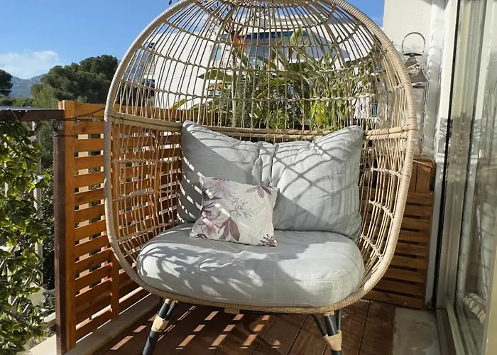 شقة Cap Martin Luxury - Parking - Terrasse - Piscine - Bouteille De Prosecco روكوبرُن كاب مارتي